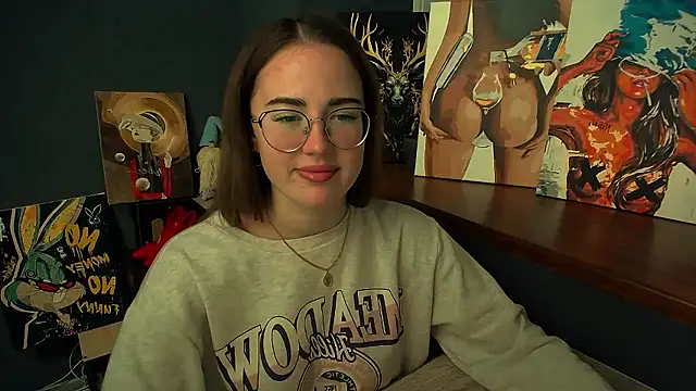 luxie milady online show from January 14, 2026, 1:28 pm