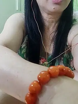 Snapshot of Hangem111 chatting on May 1, 2026, 3:49 pm Hangem111 online show from May 1, 2026, 3:49 pm