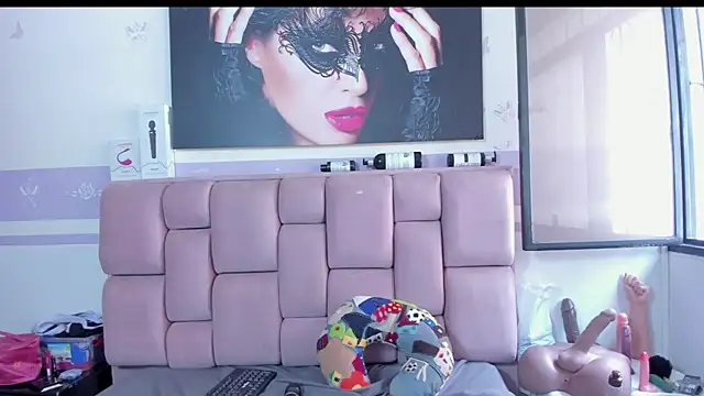 RoxetteMature online show from March 12, 2025, 6:00 pm