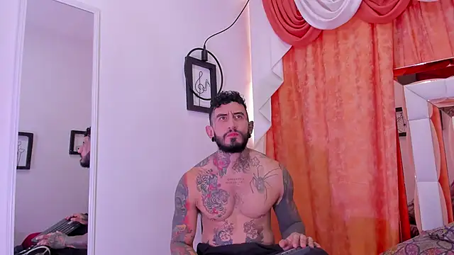 dilan scootk  online show from June 5, 2026, 7:41 pm