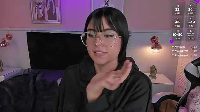 naoko kirino online show from February 28, 2025, 6:09 pm