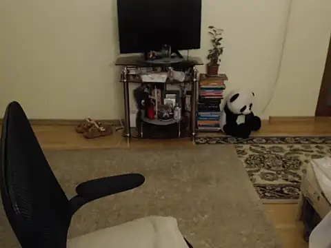 Emmatoo online show from October 20, 2025, 6:41 pm