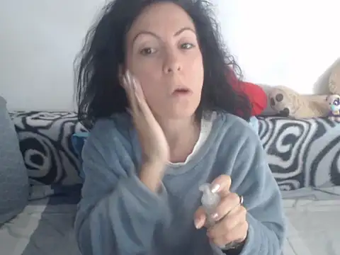 Emmatoo online show from April 22, 2026, 9:55 am