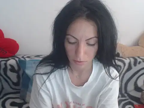 Emmatoo online show from April 24, 2026, 12:40 pm