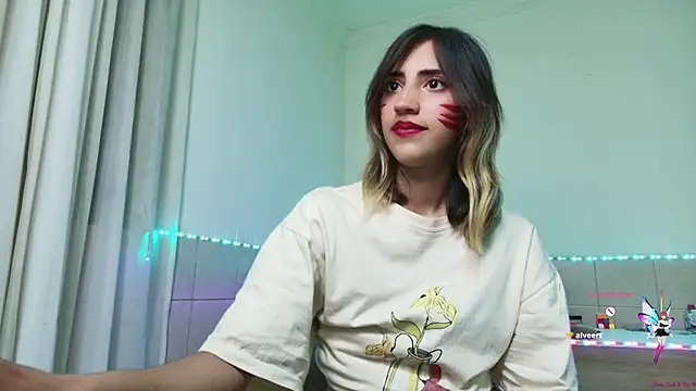 linnie  online show from September 19, 2025, 6:59 am