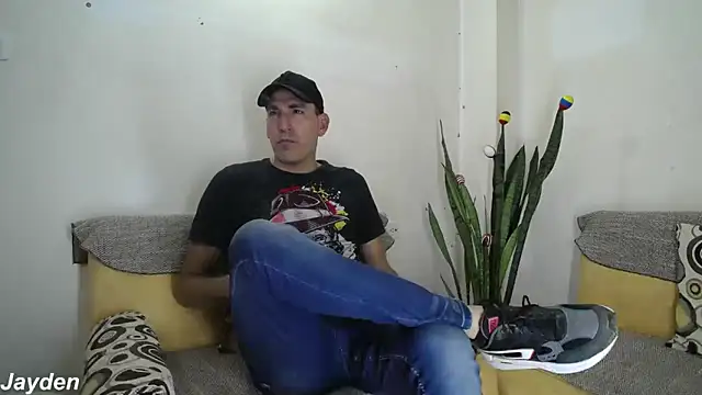 jayydenandjacob online show from November 5, 2025, 6:41 pm