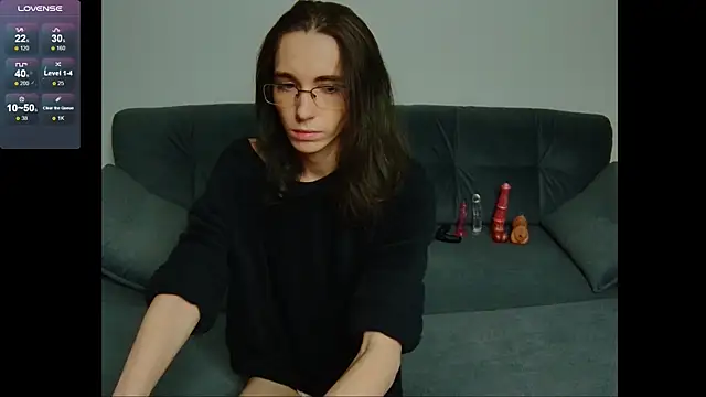 kobeny online show from October 3, 2025, 8:17 pm