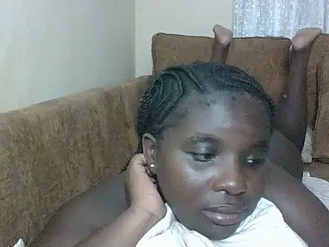 hotebbbyy online show from July 14, 2026, 11:21 pm