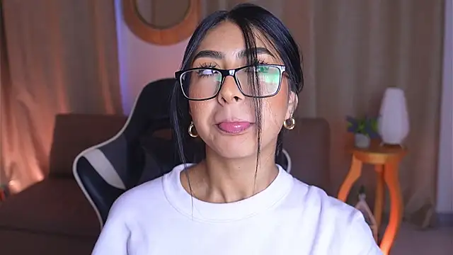 Sara albrecht online show from January 21, 2025, 3:21 pm