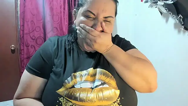 Snapshot of tetasgrandes_karol chatting on January 5, 2025, 2:38 am tetasgrandes karol online show from January 5, 2025, 2:38 am