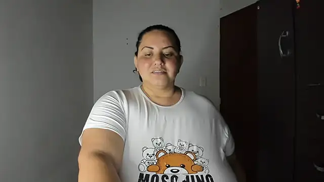 Snapshot of tetasgrandes_karol chatting on March 3, 2025, 3:30 am tetasgrandes karol online show from March 3, 2025, 3:30 am