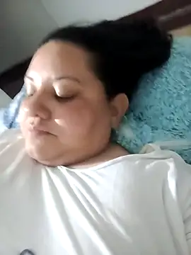 Snapshot of tetasgrandes_karol chatting on December 16, 2025, 5:45 am tetasgrandes karol online show from December 16, 2025, 5:45 am