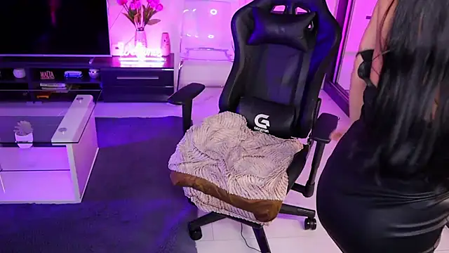 Snapshot of Beauty_Anne chatting on March 6, 2025, 10:52 am Beauty Anne online show from March 6, 2025, 10:52 am