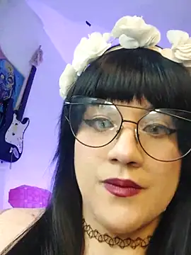 ItsNaiixa online show from December 17, 2024, 10:22 pm