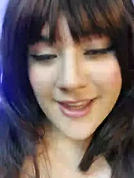 ItsNaiixa online show from December 28, 2024, 9:40 pm