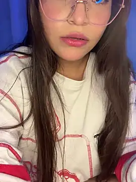 Snapshot of Lily_candy_X chatting on March 13, 2025, 5:11 am Lily candy X online show from March 13, 2025, 5:11 am