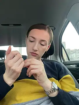 KateRedgar online show from February 27, 2025, 2:43 pm