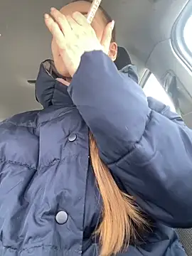 KateRedgar online show from March 17, 2025, 2:01 pm