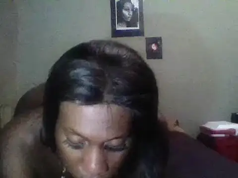 Snapshot of Moorella1 chatting on March 10, 2025, 3:12 am Moorella1 online show from March 10, 2025, 3:12 am