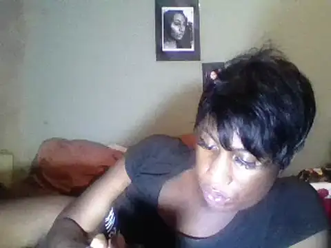 Snapshot of Moorella1 chatting on March 13, 2025, 1:29 pm Moorella1 online show from March 13, 2025, 1:29 pm