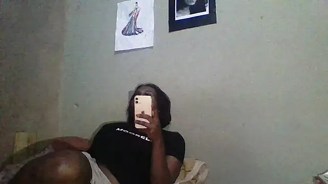 Snapshot of Moorella1 chatting on September 17, 2025, 7:26 pm Moorella1 online show from September 17, 2025, 7:26 pm