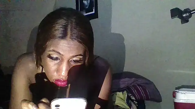 Snapshot of Moorella1 chatting on October 1, 2025, 6:47 pm Moorella1 online show from October 1, 2025, 6:47 pm