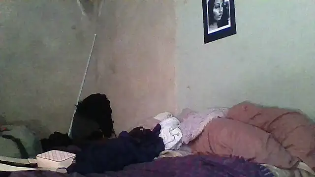 Snapshot of Moorella1 chatting on October 13, 2025, 7:19 am Moorella1 online show from October 13, 2025, 7:19 am