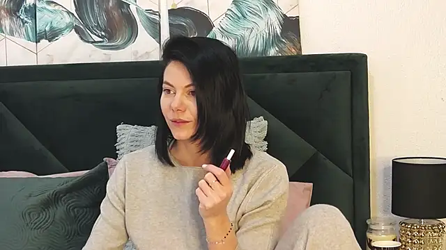 tanyagrey online show from January 24, 2025, 9:06 am