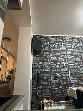 tanyagrey online show from October 15, 2025, 6:13 am