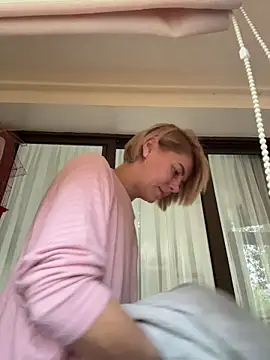 tanyagrey online show from November 4, 2025, 6:34 am