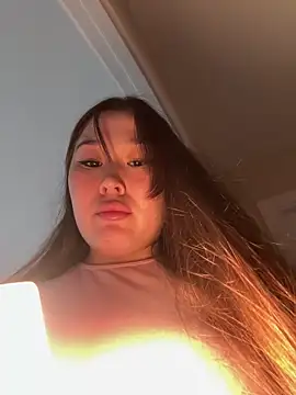 Snapshot of your_toxic_cum chatting on June 6, 2026, 1:05 pm your toxic cum online show from June 6, 2026, 1:05 pm