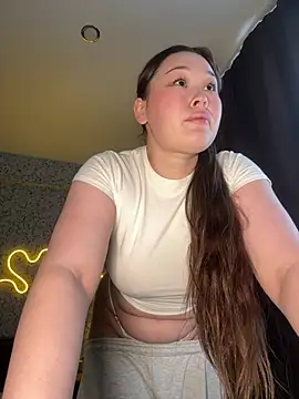 Snapshot of your_toxic_cum chatting on July 26, 2026, 10:33 am your toxic cum online show from July 26, 2026, 10:33 am