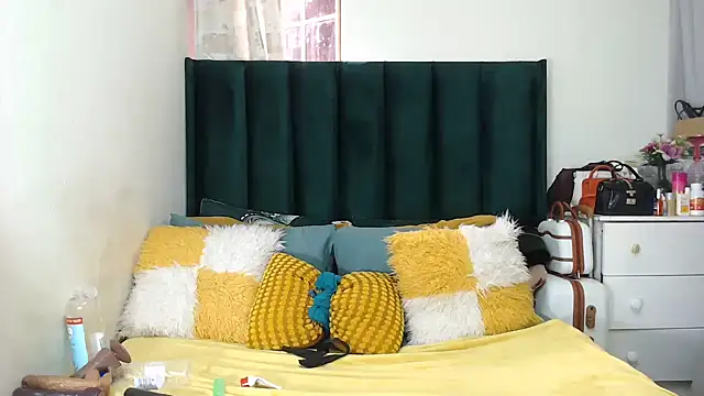 GaggingQueenxx online show from February 24, 2026, 10:13 am