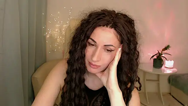 MaryMalory11 online show from March 16, 2025, 7:49 pm