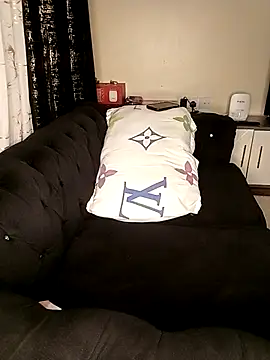 laviedavi online show from April 19, 2026, 6:10 pm