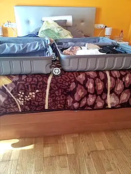 lamorbosa37 online show from March 31, 2026, 10:37 am