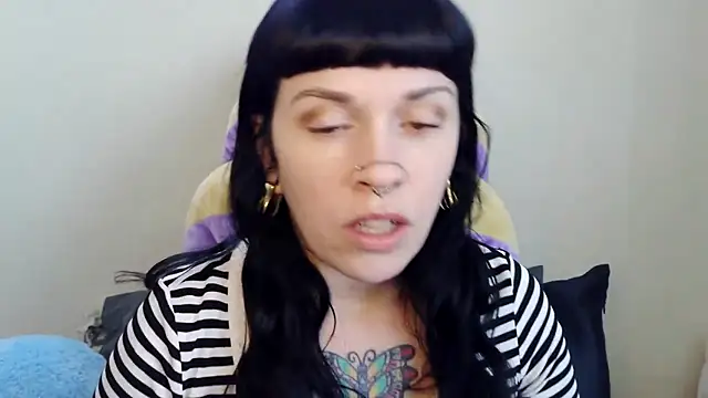 Snapshot of Marcelinegoddess chatting on March 28, 2026, 5:34 pm Marcelinegoddess online show from March 28, 2026, 5:34 pm