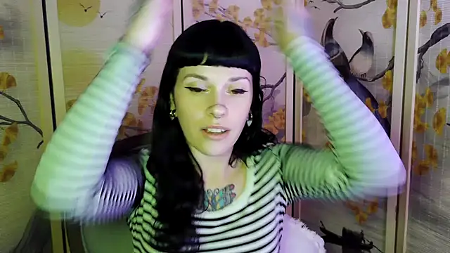 Snapshot of Marcelinegoddess chatting on March 29, 2026, 5:40 am Marcelinegoddess online show from March 29, 2026, 5:40 am