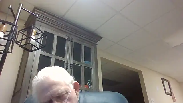 bootlegmanz online show from April 8, 2026, 7:47 pm