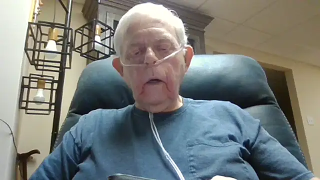 Snapshot of bootlegmanz chatting on June 11, 2026, 2:59 pm bootlegmanz online show from June 11, 2026, 2:59 pm