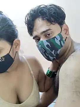 Snapshot of IND_COUPLE1 chatting on January 4, 2025, 4:23 am IND COUPLE1 online show from January 4, 2025, 4:23 am