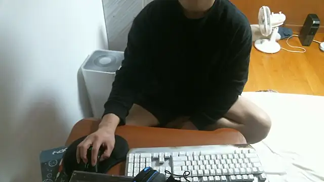 Stellan 0412 online show from February 9, 2026, 4:00 pm