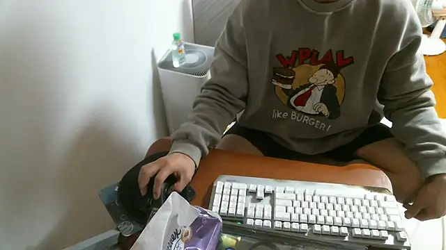 Stellan 0412 online show from February 13, 2026, 5:14 am