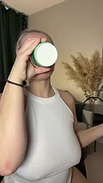 Charming Daphny online show from April 2, 2026, 4:54 am