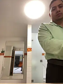 Juanes432 online show from February 19, 2026, 8:05 pm