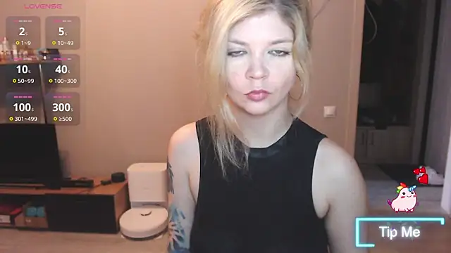 Snapshot of Brience chatting on May 30, 2026, 1:57 am Brience online show from May 30, 2026, 1:57 am