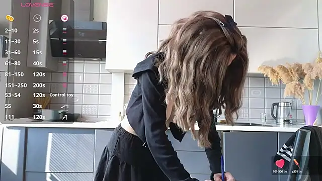  LittleAngel  online show from February 27, 2025, 10:04 am