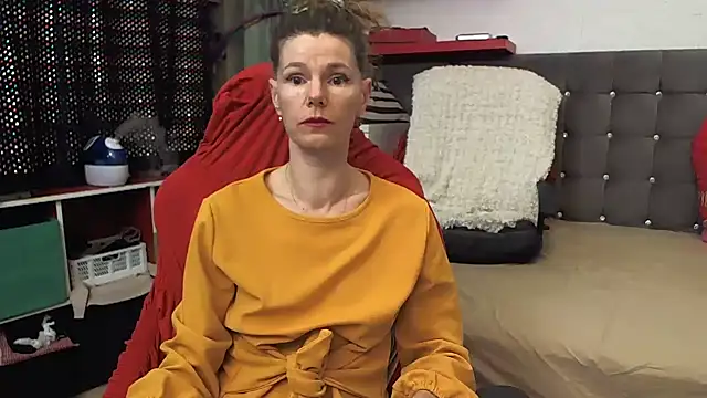 kellyterapy online show from March 4, 2025, 8:05 pm