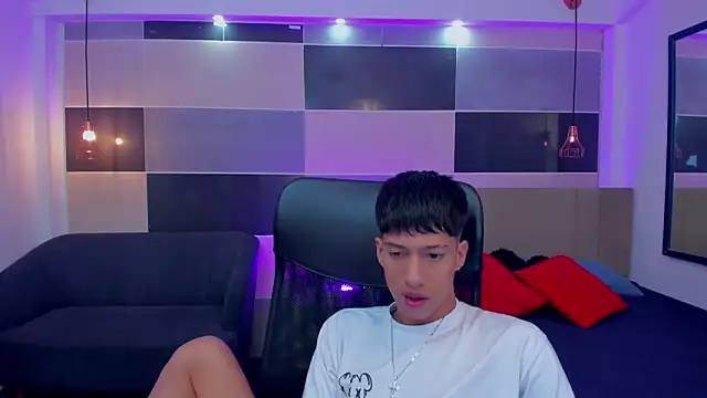 Juan Nd Steven online show from December 29, 2024, 1:17 pm