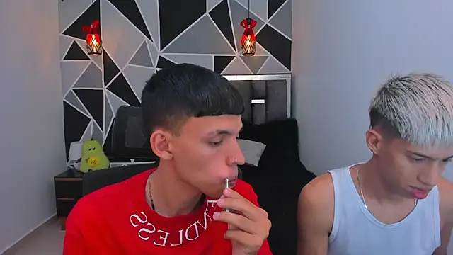 Juan Nd Steven online show from April 21, 2026, 3:13 am